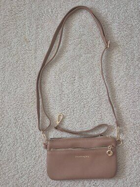 Save the Girls Cell Phone Purse BELLA Touch Screen Women’s Crossbody/Wristlet
